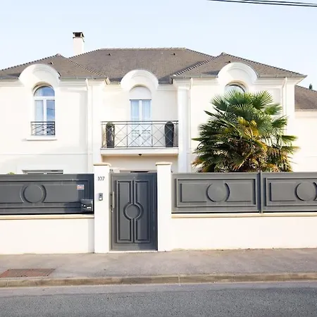 Grande Maison Avec Piscine Et Salle De Cinema Villa Paray-Vieille-Poste