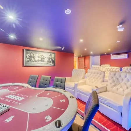 Villa Grande Maison Avec Piscine Et Salle De Cinema Paray-Vieille-Poste