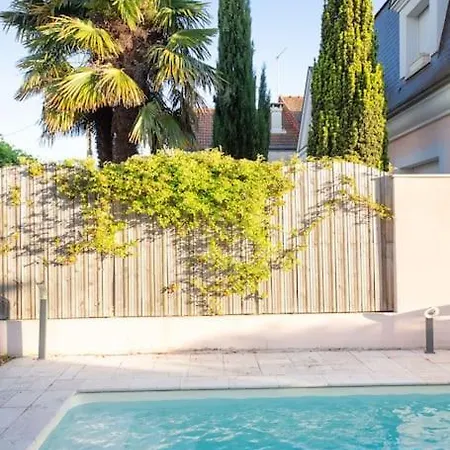 Villa Grande Maison Avec Piscine Et Salle De Cinema Paray-Vieille-Poste